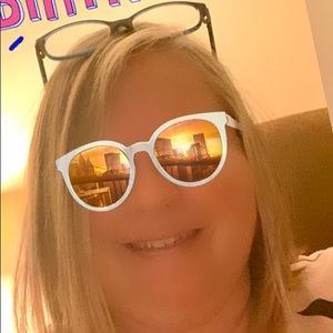 Meet your Posher, Donna